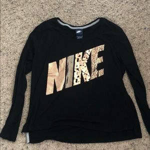 Nike long sleeve shirt